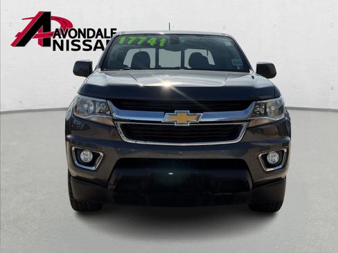 Used 2017 Chevrolet Colorado LT w/ LT Convenience Package image 6