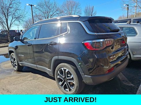 Used 2023 Jeep Compass Limited image 3