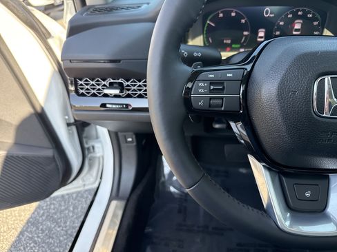 Used 2025 Honda Accord Touring image 25