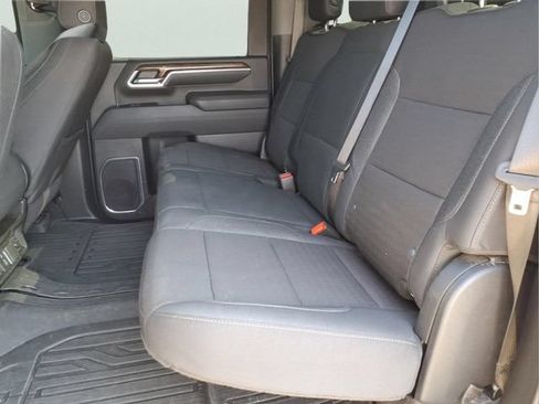 Used 2025 GMC Sierra 2500 SLE AWD/4WD image 19