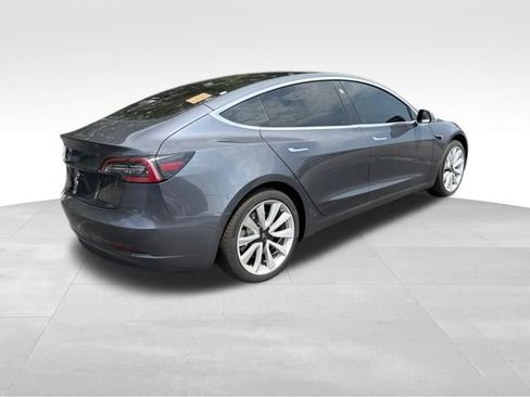 Used 2018 Tesla Model 3 Long Range RWD image 12