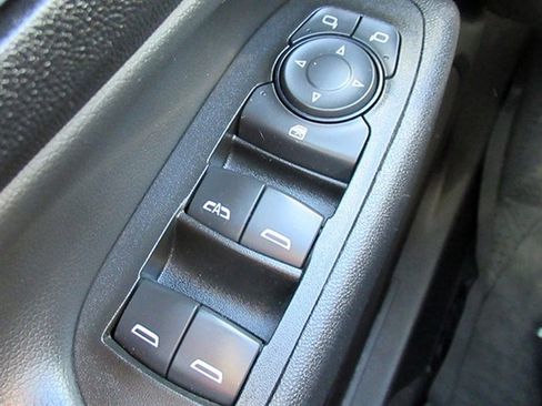 Used 2020 Chevrolet Equinox LT FWD image 28