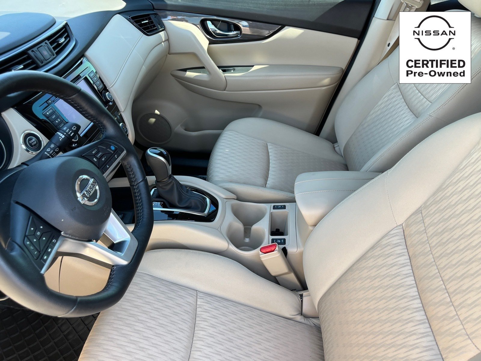 Certified 2020 Nissan Rogue SV w/ Premium Package FWD image 17