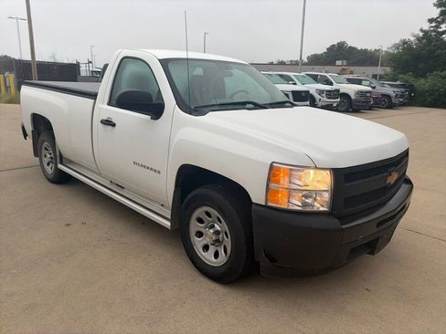 Used 2013 Chevrolet Silverado 1500 W/T RWD image 5