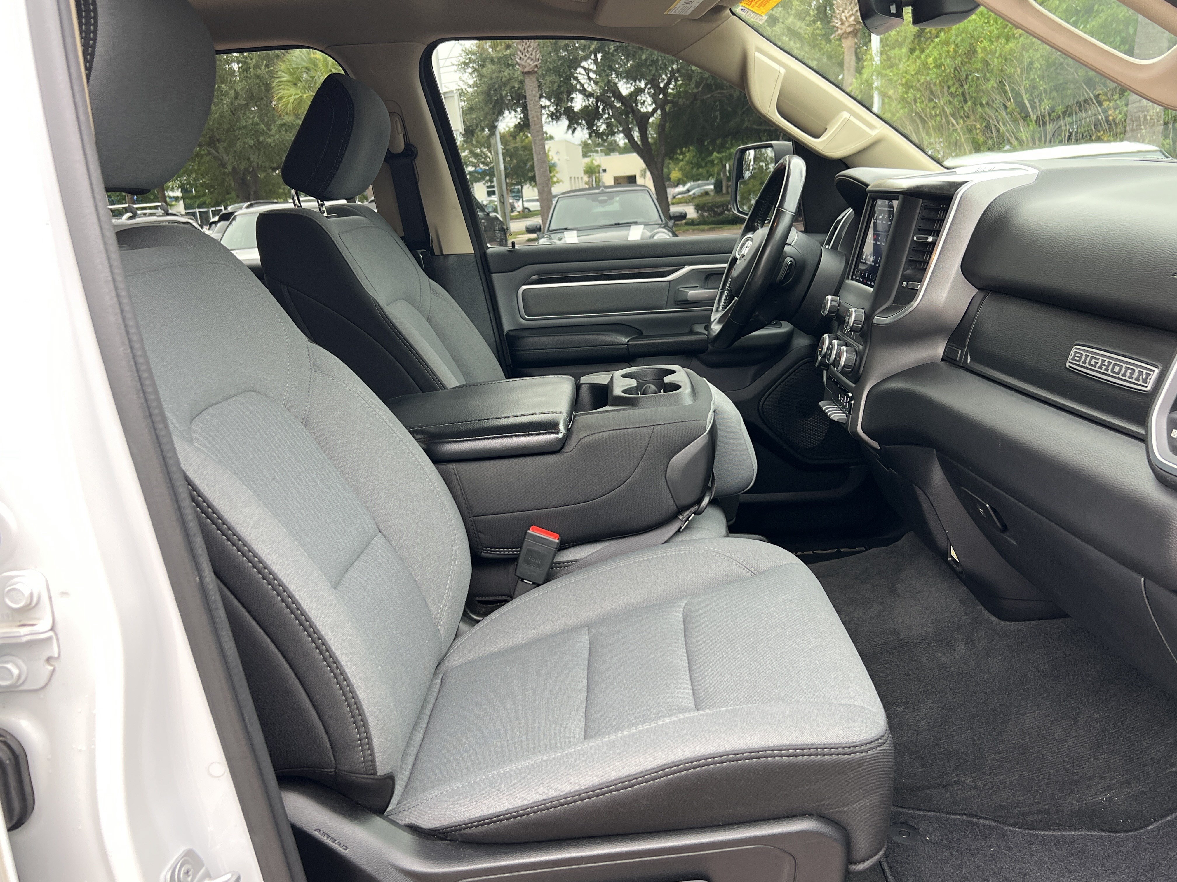 Used 2020 RAM 1500 Big Horn AWD/4WD image 30