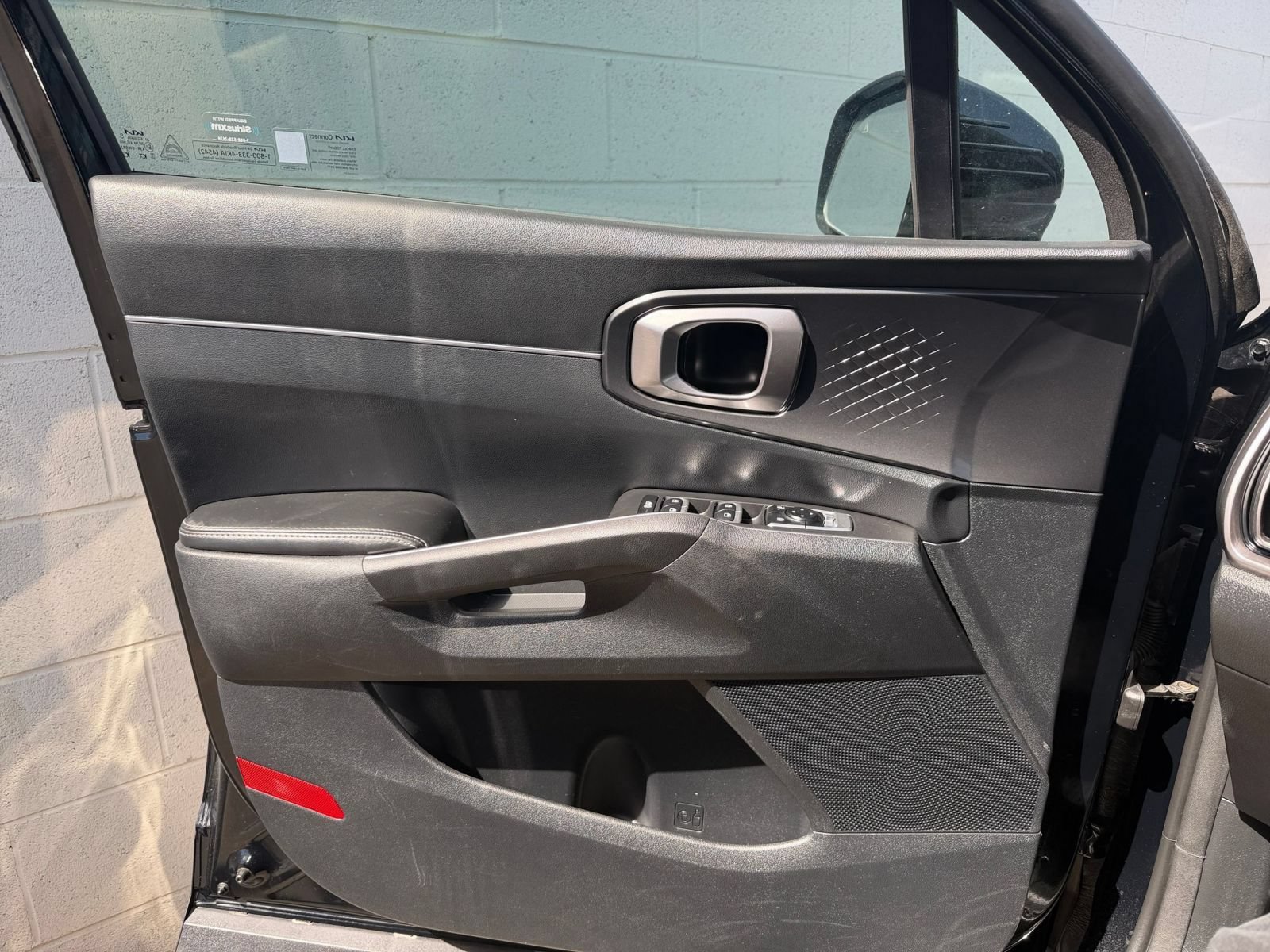 Used 2024 Kia Sorento S FWD image 18