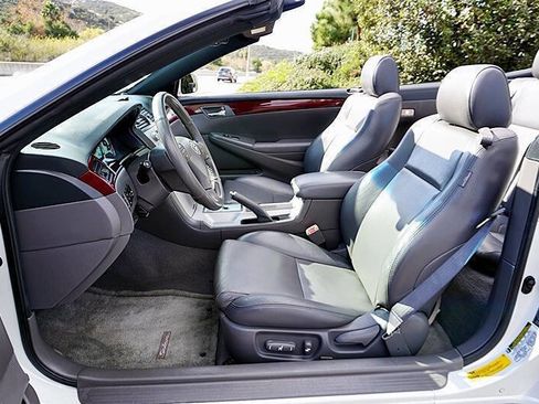 Used 2005 Toyota Solara SLE image 16