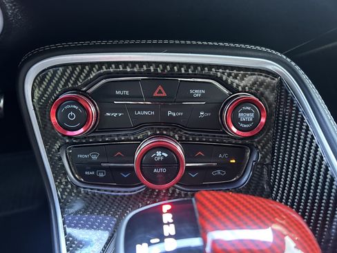 Used 2020 Dodge Challenger SRT Hellcat image 24