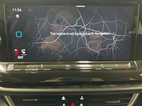 Used 2025 Volkswagen Atlas Cross Sport SE image 32