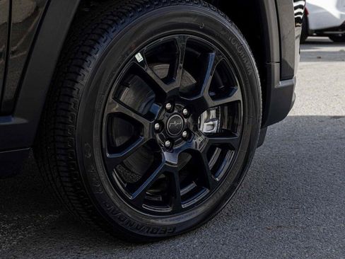 New 2026 Jeep Compass Latitude AWD/4WD image 10