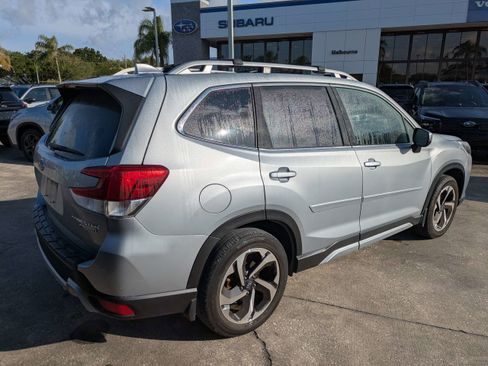 Used 2022 Subaru Forester Touring AWD/4WD image 4