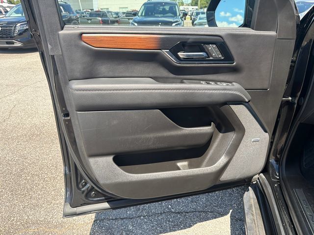 Used 2025 GMC Yukon Denali AWD/4WD image 10