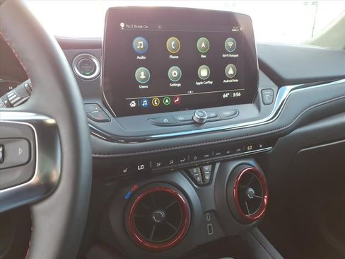 Used 2025 Chevrolet Blazer RS image 24