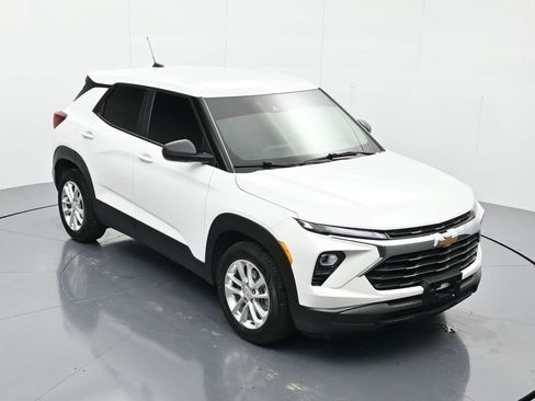 Certified 2024 Chevrolet TrailBlazer LS image 31