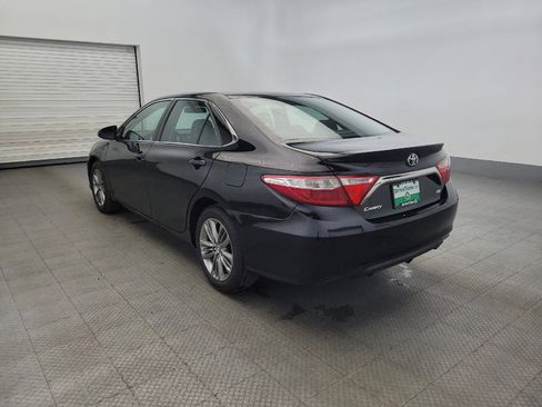 Used 2016 Toyota Camry SE image 5