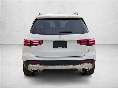 New 2026 Mercedes-Benz GLB 250 image 8