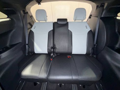 Used 2025 Toyota Sienna XSE w/ XSE Plus Package AWD/4WD image 23