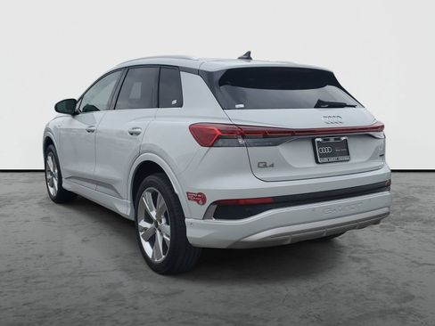 Used 2023 Audi Q4 e-tron Premium Plus AWD/4WD image 3