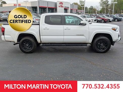 Certified 2022 Toyota Tacoma SR5 w/ Technology Package image 3