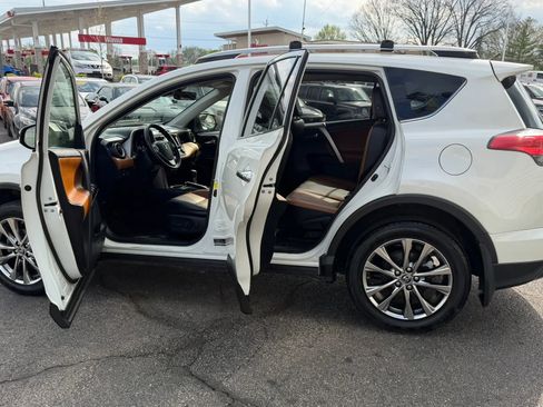 Used 2017 Toyota RAV4 Limited w/ Advanced Technology Package image 17