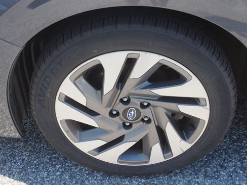 Used 2024 Subaru Legacy Limited AWD/4WD image 9