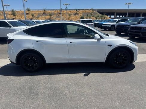Used 2020 Tesla Model Y Long Range AWD/4WD image 7