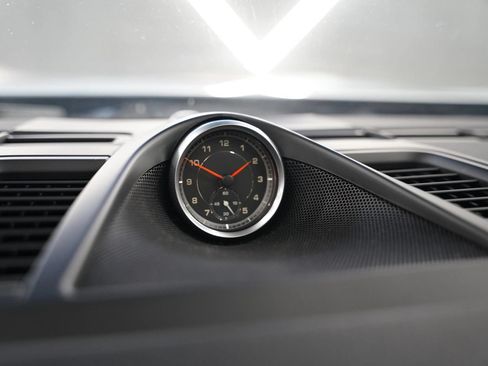 Used 2016 Porsche Panamera image 38