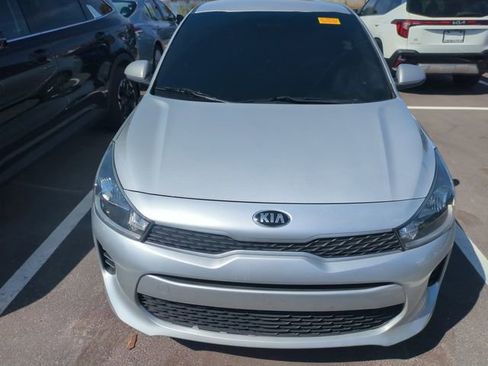 Used 2019 Kia Rio LX image 2