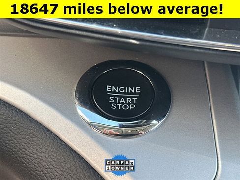 Used 2024 Ford Explorer XLT w/ Equipment Group 202A image 25