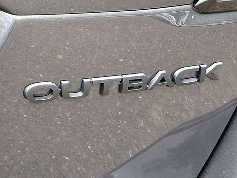 Used 2025 Subaru Outback Onyx Edition AWD/4WD image 16