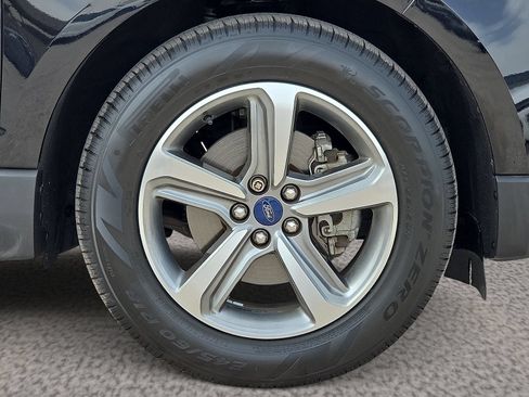 Used 2020 Ford Edge SEL w/ Convenience Package FWD image 8