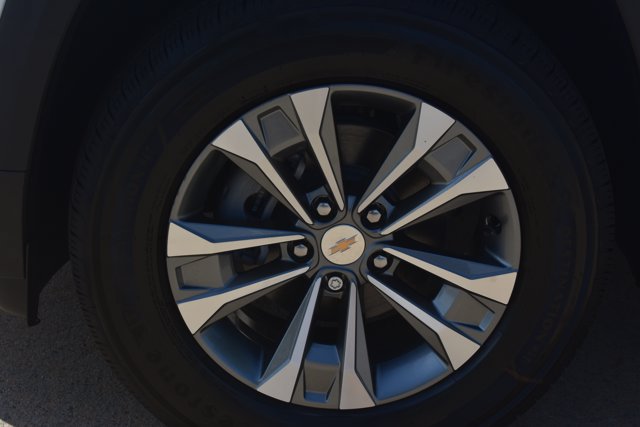 New 2027 Chevrolet Equinox LT FWD image 10