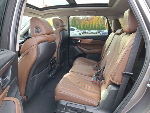 Used 2024 Acura MDX SH-AWD w/ Technology Package image 10