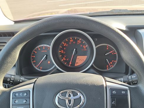 Used 2011 Toyota 4Runner SR5 image 24