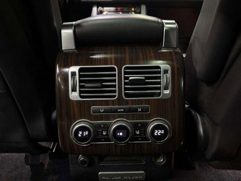 Used 2015 Land Rover Range Rover Supercharged image 38