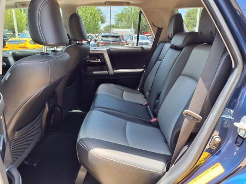 Used 2021 Toyota 4Runner SR5 Premium w/ Moonroof Package RWD image 19