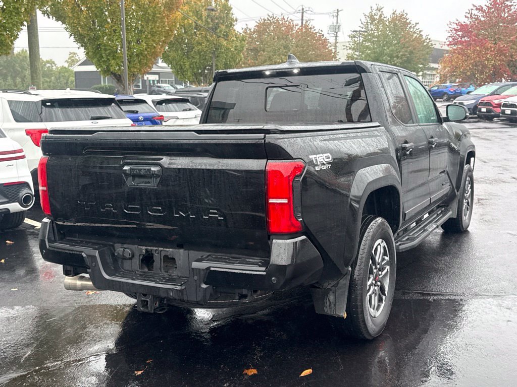 Used 2024 Toyota Tacoma TRD Sport w/ TRD Sport Upgrade Package AWD/4WD image 7