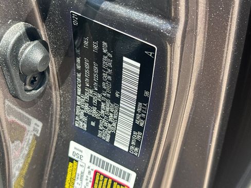 Certified 2022 Toyota Sienna XLE w/ XLE Plus Package FWD image 39