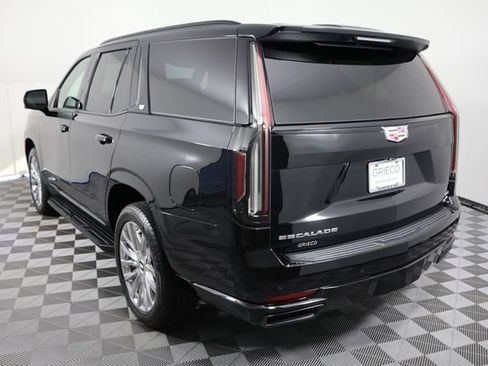 Used 2023 Cadillac Escalade Sport AWD/4WD image 6
