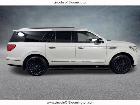 Used 2019 Lincoln Navigator L Reserve AWD/4WD image 7