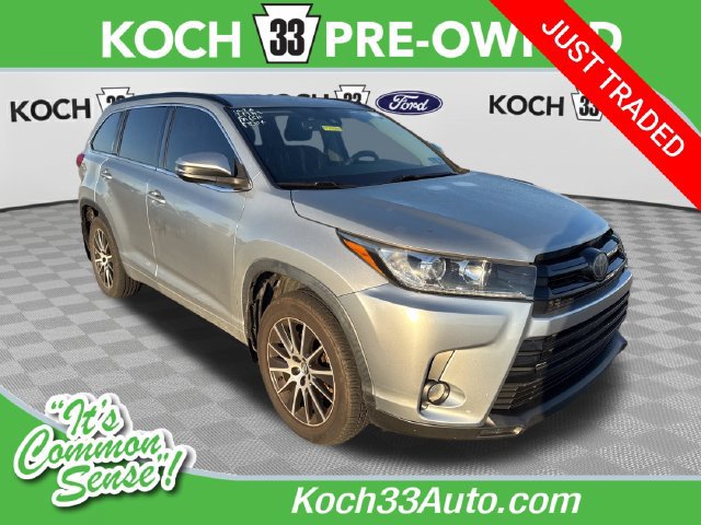 Used 2017 Toyota Highlander SE AWD/4WD 360° Tour