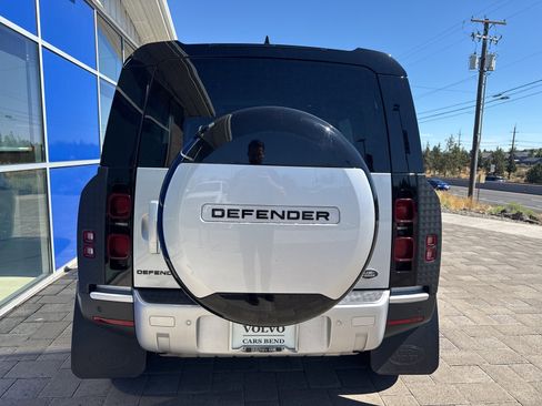 Used 2021 Land Rover Defender 110 S image 6