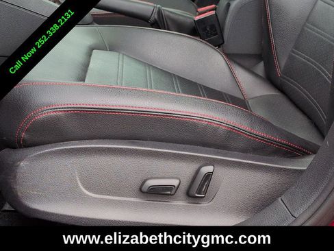 Used 2018 Volkswagen Jetta GLI FWD image 19