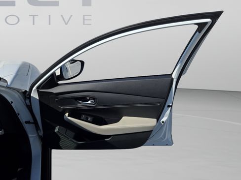 Used 2023 Honda Accord Touring image 22