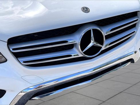 Used 2019 Mercedes-Benz GLC 300 4MATIC image 30