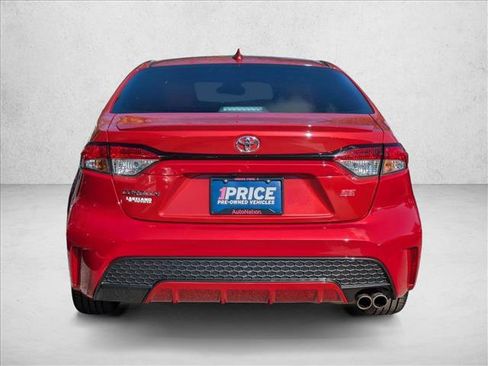 Used 2021 Toyota Corolla SE image 7