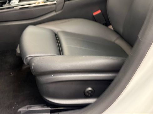 Used 2025 Mercedes-Benz CLA 250 image 14
