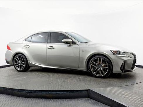 Used 2019 Lexus IS 300 F Sport image 11