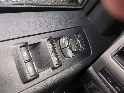 Used 2018 Ford F150 Lariat w/ Equipment Group 502A Luxury image 26