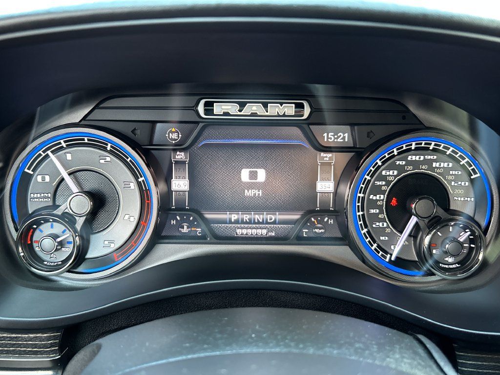 Used 2021 RAM 2500 Limited AWD/4WD image 10